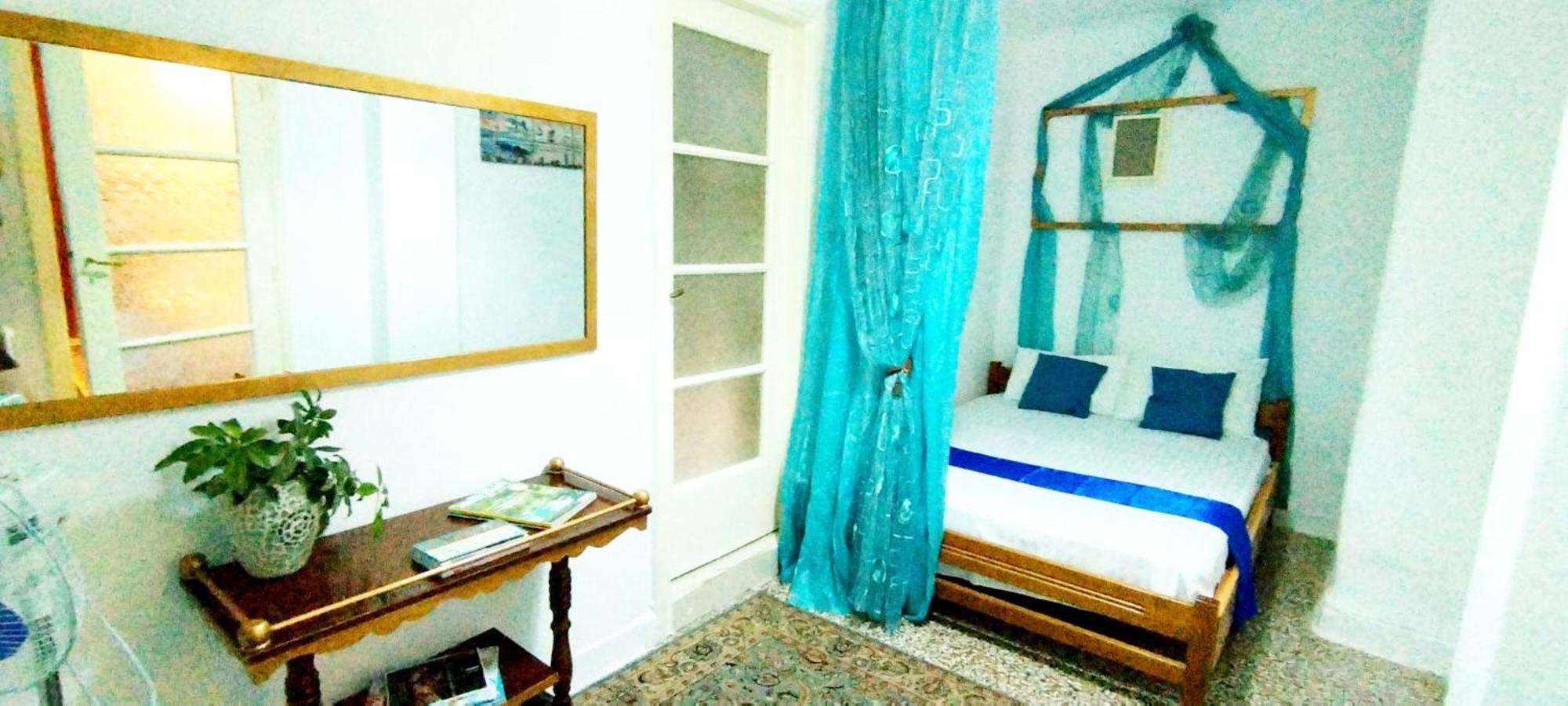 Habitación en casa particular Cozy In Quiet Neighbourhood *